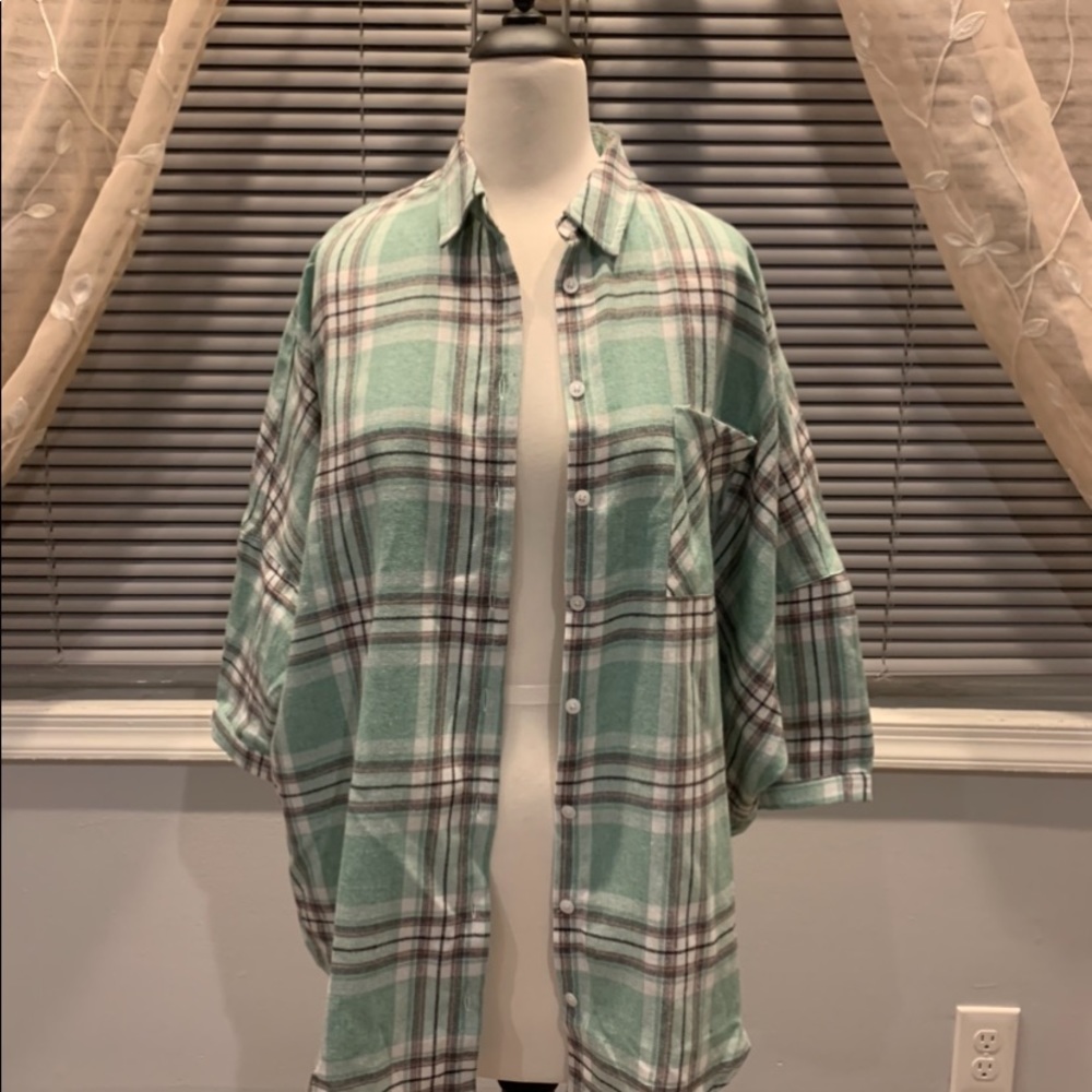 NWT Beautiful Mint Green Flannel Shirt . Size Large